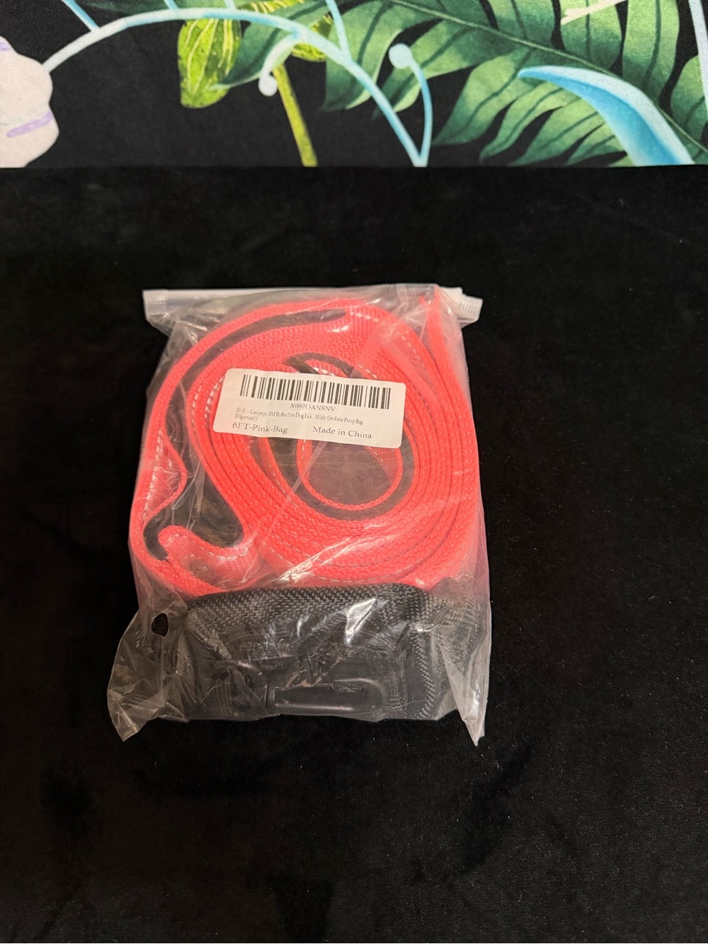 Pink reflective dog leash with poop bag dispenser